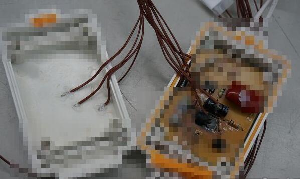 除了電路板及電容部分，也會在對應的外殼相對位置黏貼感溫線，看看過程中是否會將熱傳遞到外殼。