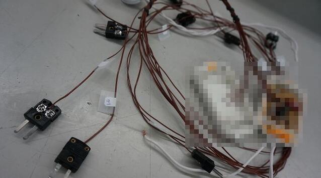 所有的感溫線上都有編號以便識別。