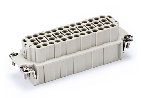 電連接器確認檢驗