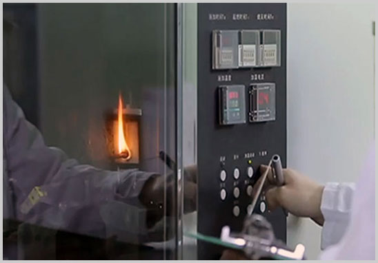 塑料材料垂直燃燒試驗機構